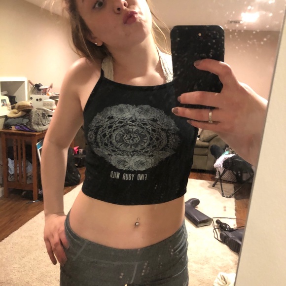 H&M Crop Top - Picture 3 of 3